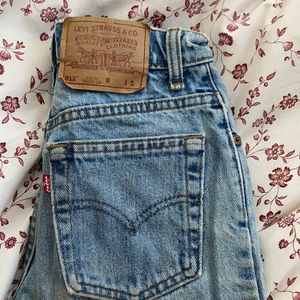 Levi’s light wash 512 Jean